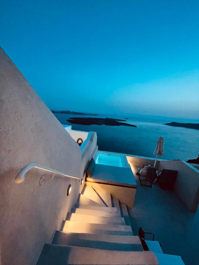 Ikia Kriton * Imerovigli (Santorini)